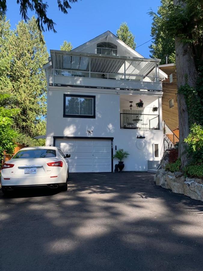 Beautiful Modern Suite North Vancouver Exterior foto
