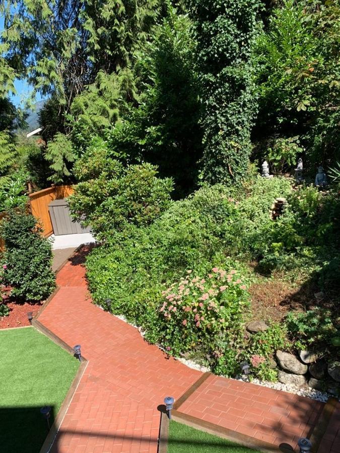 Beautiful Modern Suite North Vancouver Exterior foto