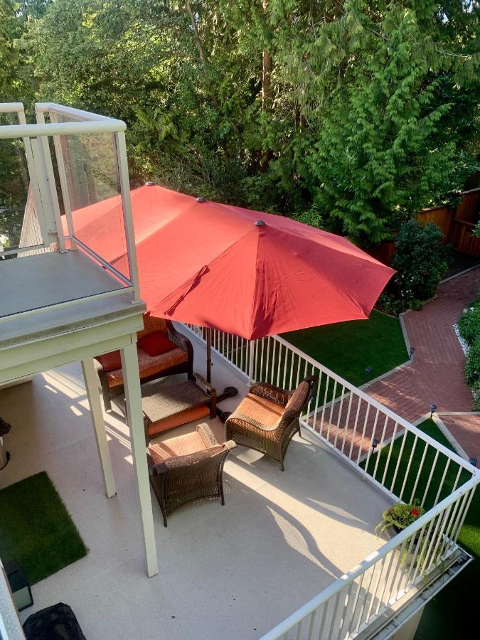 Beautiful Modern Suite North Vancouver Exterior foto